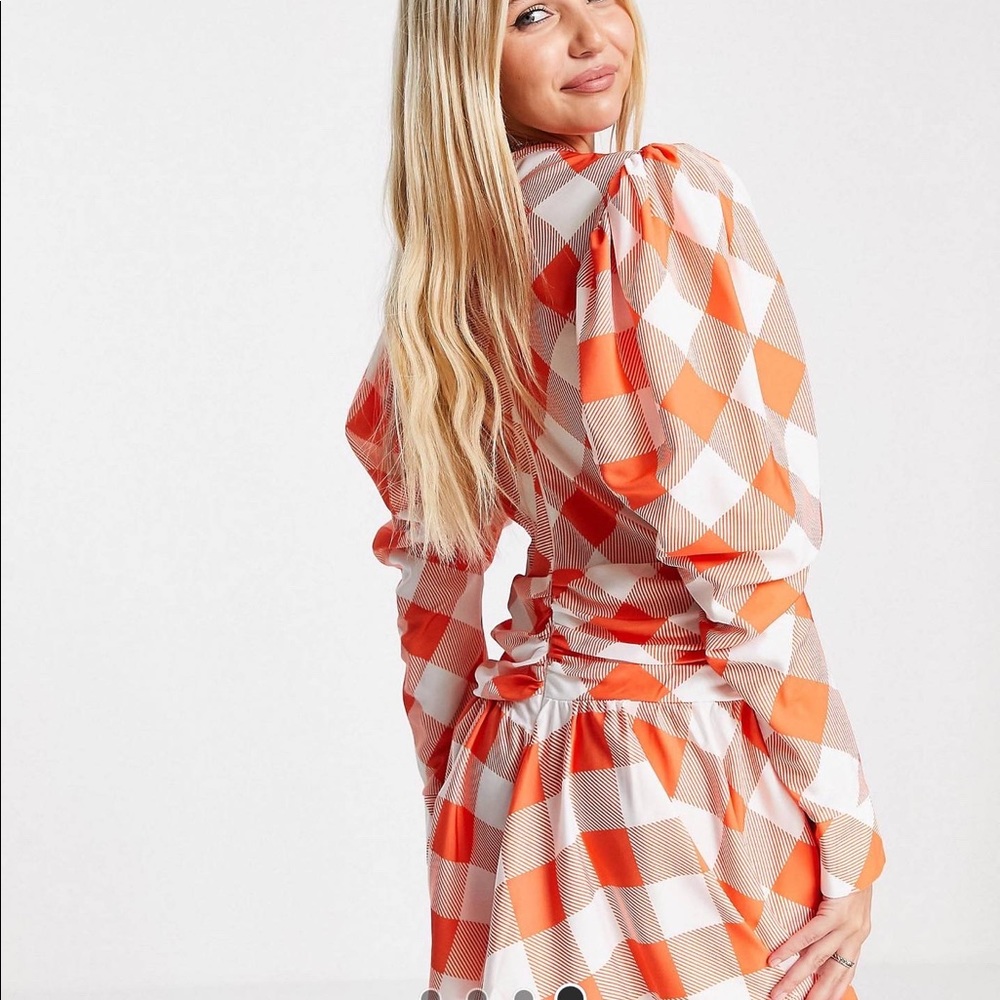 NWT ASOS DRESS - Picture 2 of 3